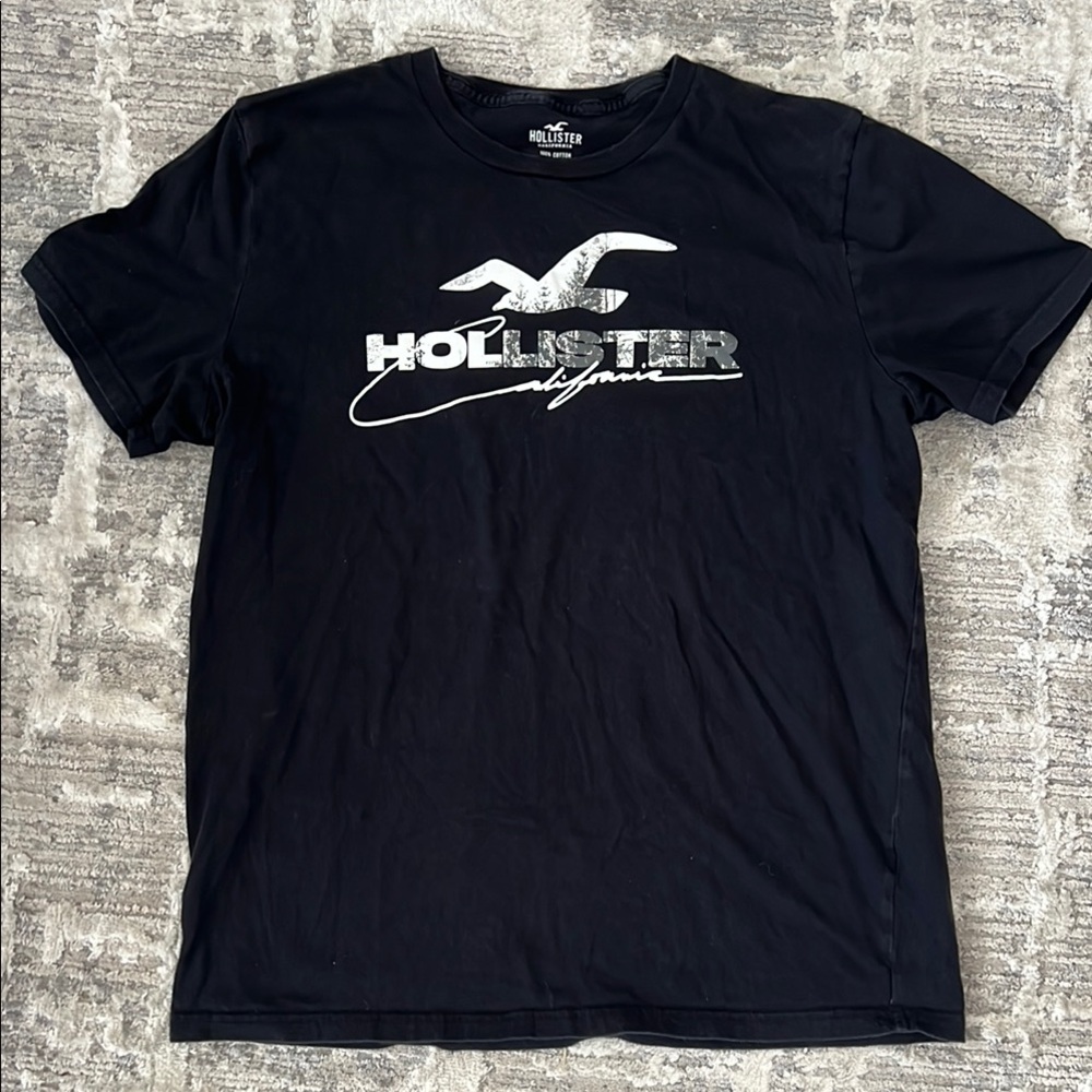 Hollister Black Short Sleeve Tee